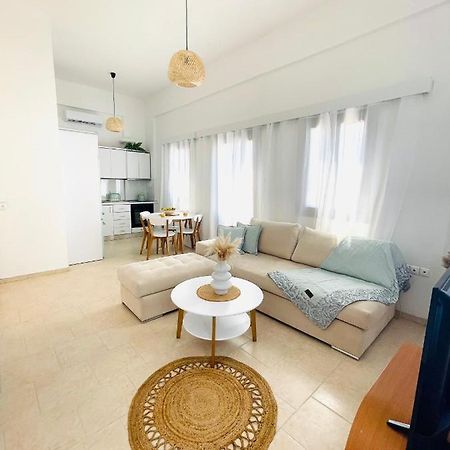 Casa Chara Apartment Сими Екстериор снимка