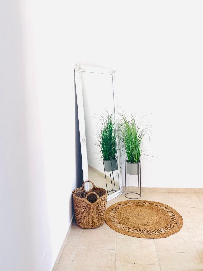 Casa Chara Apartment Сими Екстериор снимка